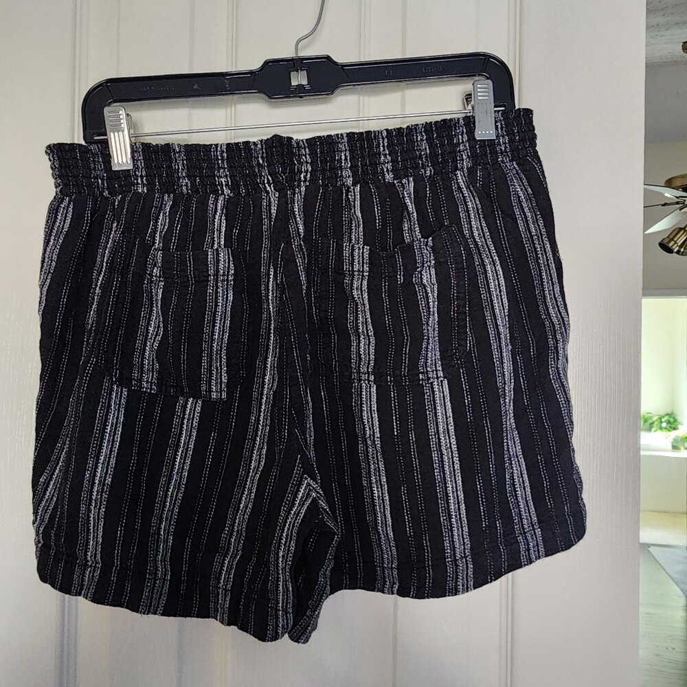 Briggs Black & White Striped Cotton Madras Shorts with Drawstring | Large - Picture 2 of 5